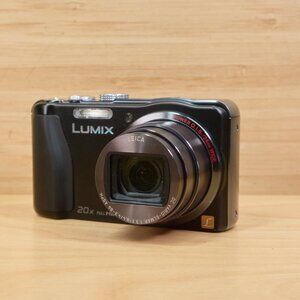 Panasonic Lumix ZS20 14.1 MP Digital Camera, Full HD video, Leica Lens